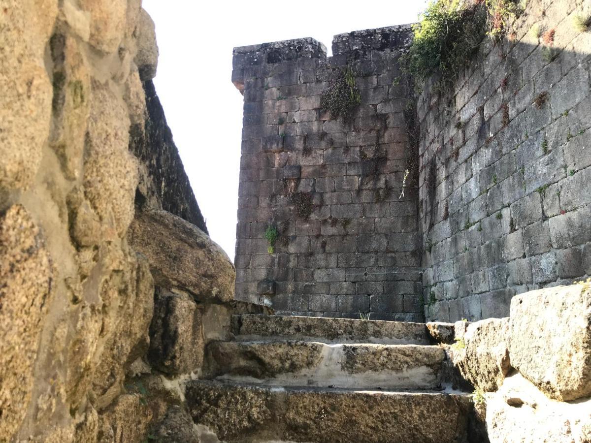 וילה נובה דה סרביירה Casa Da Muralha Cerveira מראה חיצוני תמונה