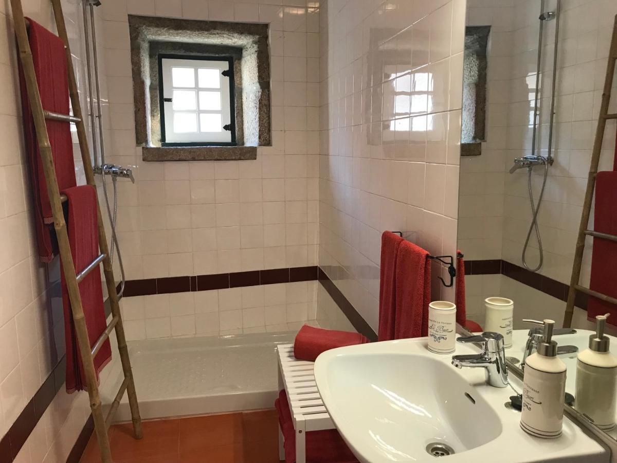 וילה נובה דה סרביירה Casa Da Muralha Cerveira מראה חיצוני תמונה